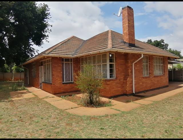 3 BEDROOM FREESTANDING SOLD IN STILFONTEIN EXT 1